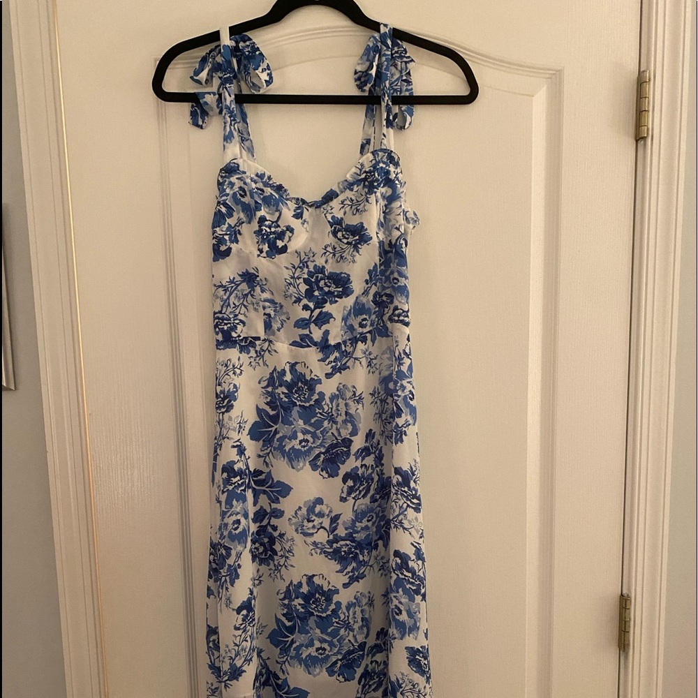 Toile De Jouy Sleeveless Floral Midi Dress